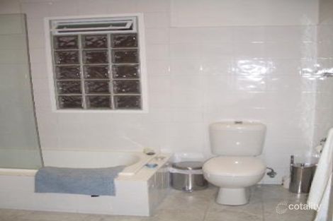 Property photo of 2/23 Blessington Street St Kilda VIC 3182
