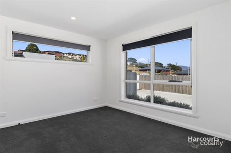 Property photo of 2/104 Brookston Drive Mornington TAS 7018