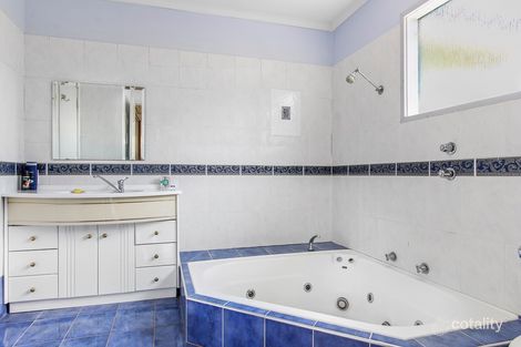 Property photo of 14 St Johns Drive Croudace Bay NSW 2280