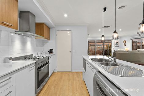 Property photo of 12 Hammond Road Cranbourne West VIC 3977