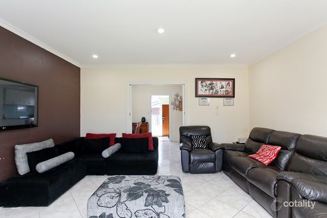 Property photo of 1/8 Fourth Avenue Altona North VIC 3025