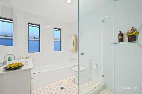 Property photo of 2/106 Edenholme Road Wareemba NSW 2046