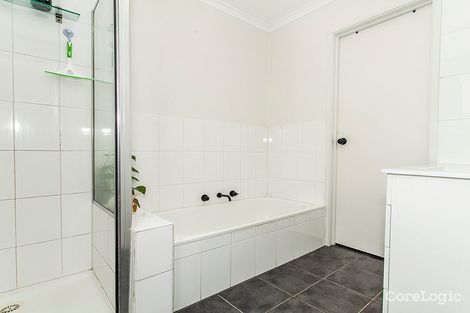 Property photo of 2/30 Shannon Street Box Hill North VIC 3129