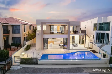 Property photo of 57 The Peninsula Paradise Point QLD 4216