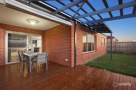 Property photo of 3 Yellowgum Avenue Lyndhurst VIC 3975