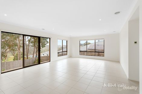Property photo of 12 Eureka Rise Diamond Creek VIC 3089