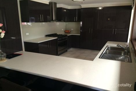 Property photo of 2 Mosstrooper Court Mill Park VIC 3082