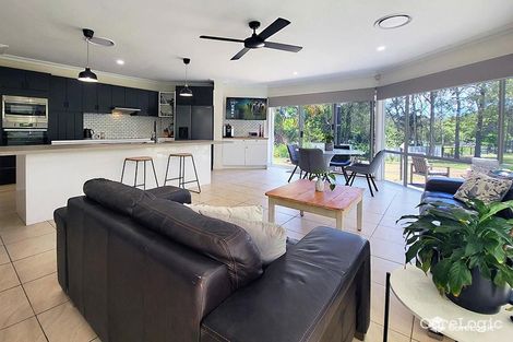 Property photo of 3 Gwydir Court Helensvale QLD 4212