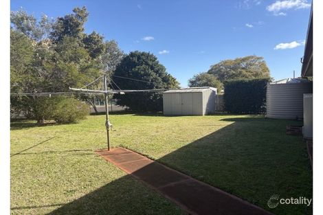Property photo of 46 Lotus Crescent Centenary Heights QLD 4350