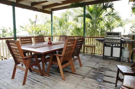16 Edwards St, West End, QLD 4810