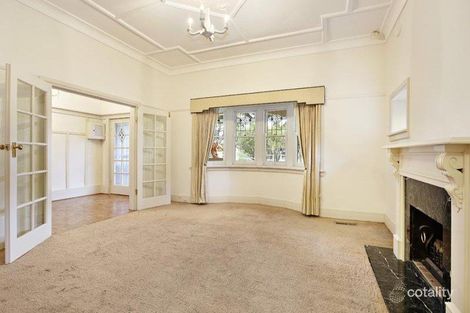 Property photo of 24 The Avenue Hampton VIC 3188