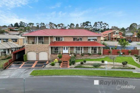 Property photo of 1 Durrant Place Endeavour Hills VIC 3802