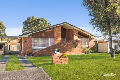 Property photo of 33 Power Drive Mount Warrigal NSW 2528