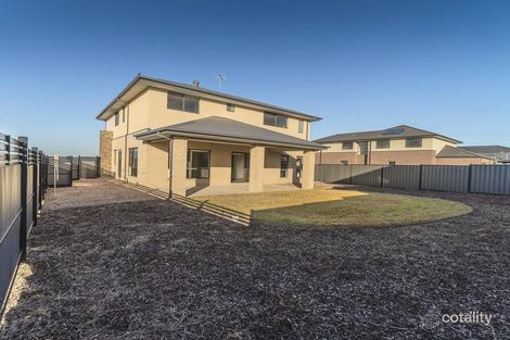Property photo of 15 Waterview Boulevard Craigieburn VIC 3064