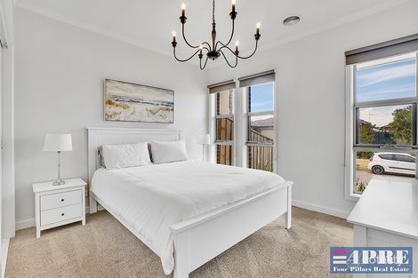 Property photo of 10 Savernake Road Mickleham VIC 3064