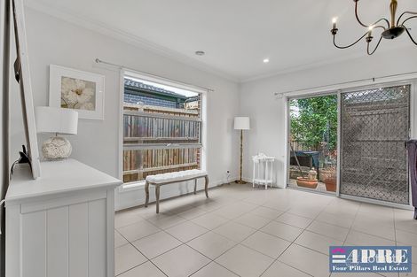 Property photo of 10 Savernake Road Mickleham VIC 3064