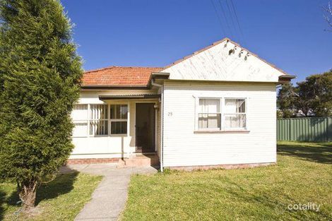 25 Albert St, Warners Bay, NSW 2282