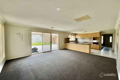 Property photo of 137 Rosebank Drive Cranbourne North VIC 3977