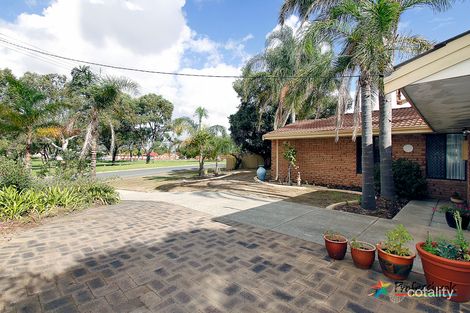 Property photo of 4 Durack Place Koondoola WA 6064