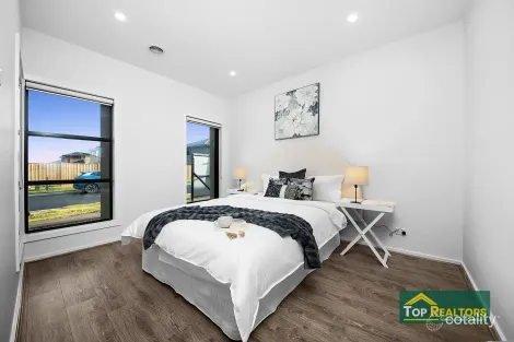 Property photo of 44 Alstonville Avenue Truganina VIC 3029