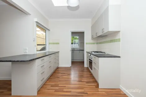 19 Lawson Cres, Rosebud, VIC 3939