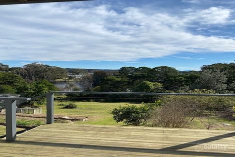 40 Dell Pde, Moruya Heads, NSW 2537