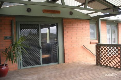 Property photo of 17 Barwon Crescent Mount Gambier SA 5290