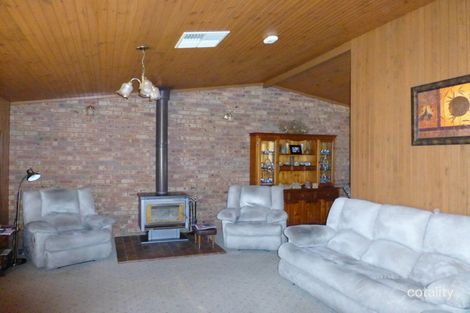 Property photo of 12 Hillcrest Avenue Parkes NSW 2870