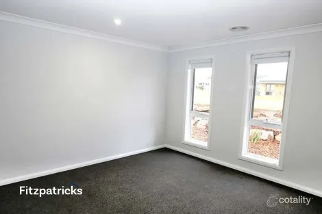 Property photo of 34 Bradman Drive Boorooma NSW 2650