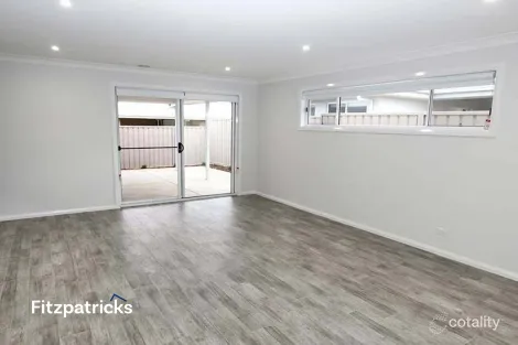 Property photo of 34 Bradman Drive Boorooma NSW 2650