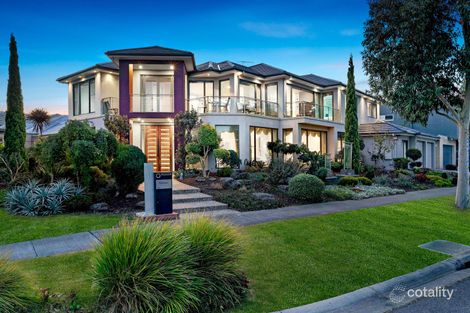 Property photo of 31 Waterside Drive Waterways VIC 3195