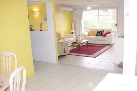 Property photo of 2/2 Flora Close Burleigh Waters QLD 4220