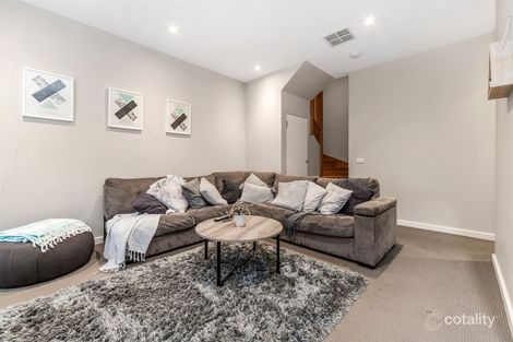2/7 Kent St, Mornington, VIC 3931