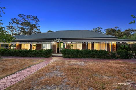 5 Cooper Gr, Strathfieldsaye, VIC 3551