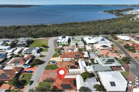 Property photo of 33 Regent Drive Wannanup WA 6210