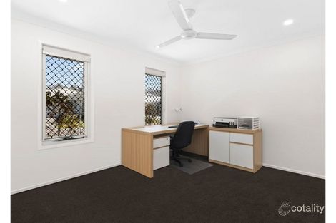 Property photo of 5 Perignon Circuit Beachmere QLD 4510