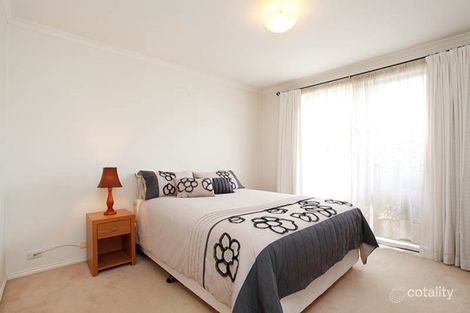 Property photo of 4 Pickwick Place Chelsea Heights VIC 3196