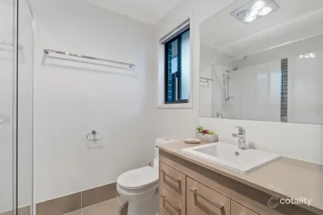 Property photo of 5 Cahill Crescent Collingwood Park QLD 4301