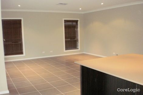Property photo of 15 Sunrise Terrace Glenmore Park NSW 2745