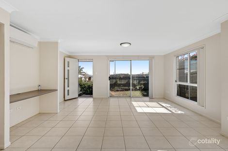Property photo of 1/8 Tempest Drive Glenvale QLD 4350