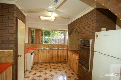 Property photo of 32 Freeland Way Eden Hill WA 6054