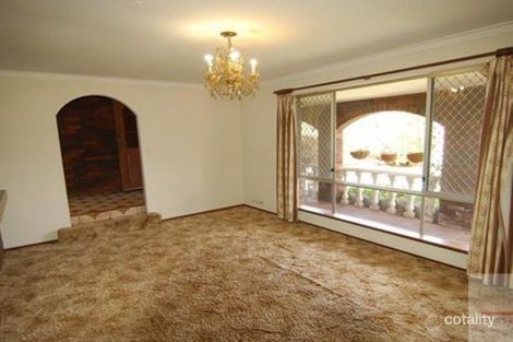 Property photo of 32 Freeland Way Eden Hill WA 6054