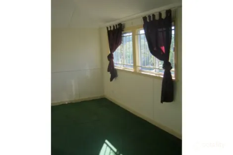 Property photo of 84 Ashby Street Fairfield QLD 4103