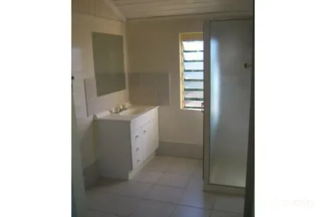 Property photo of 84 Ashby Street Fairfield QLD 4103