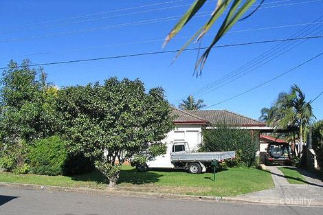 32 Kambala Cres, Fairfield West, NSW 2165