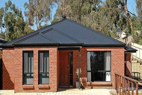 10 Oakley Rd, Aberfoyle Park, SA 5159