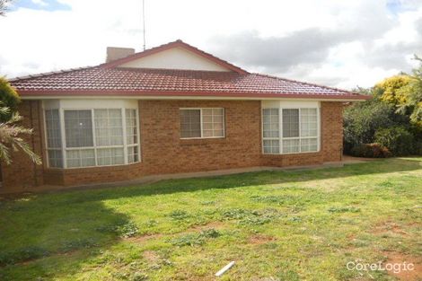 Property photo of 1/21 Ebelina Crescent Parkes NSW 2870