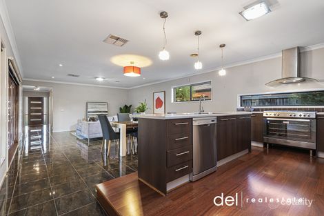 Property photo of 39 Yorkshire Drive Cranbourne North VIC 3977