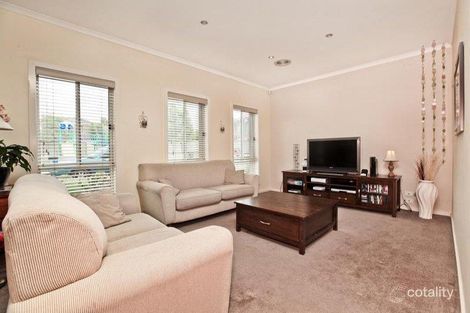Property photo of 46 Balerno Circle Gowanbrae VIC 3043