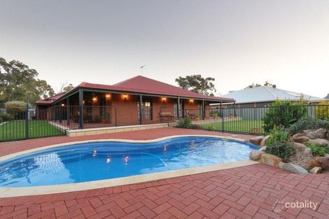Property photo of 14 Coulterhand Circle Byford WA 6122